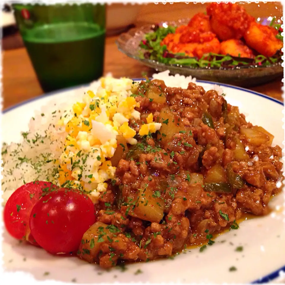 今宵コーズ亭まかない【妻のキーマカリー🍛】美味しいからたらふく食べちゃいました…なによ|koji toyodaさん