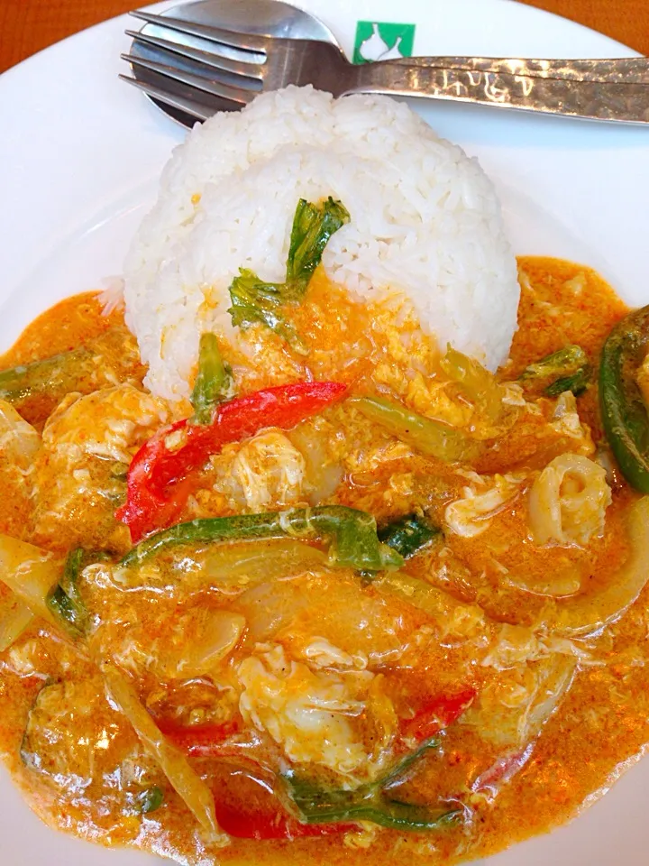 Thai curry and rice.|Heather Westhaverさん