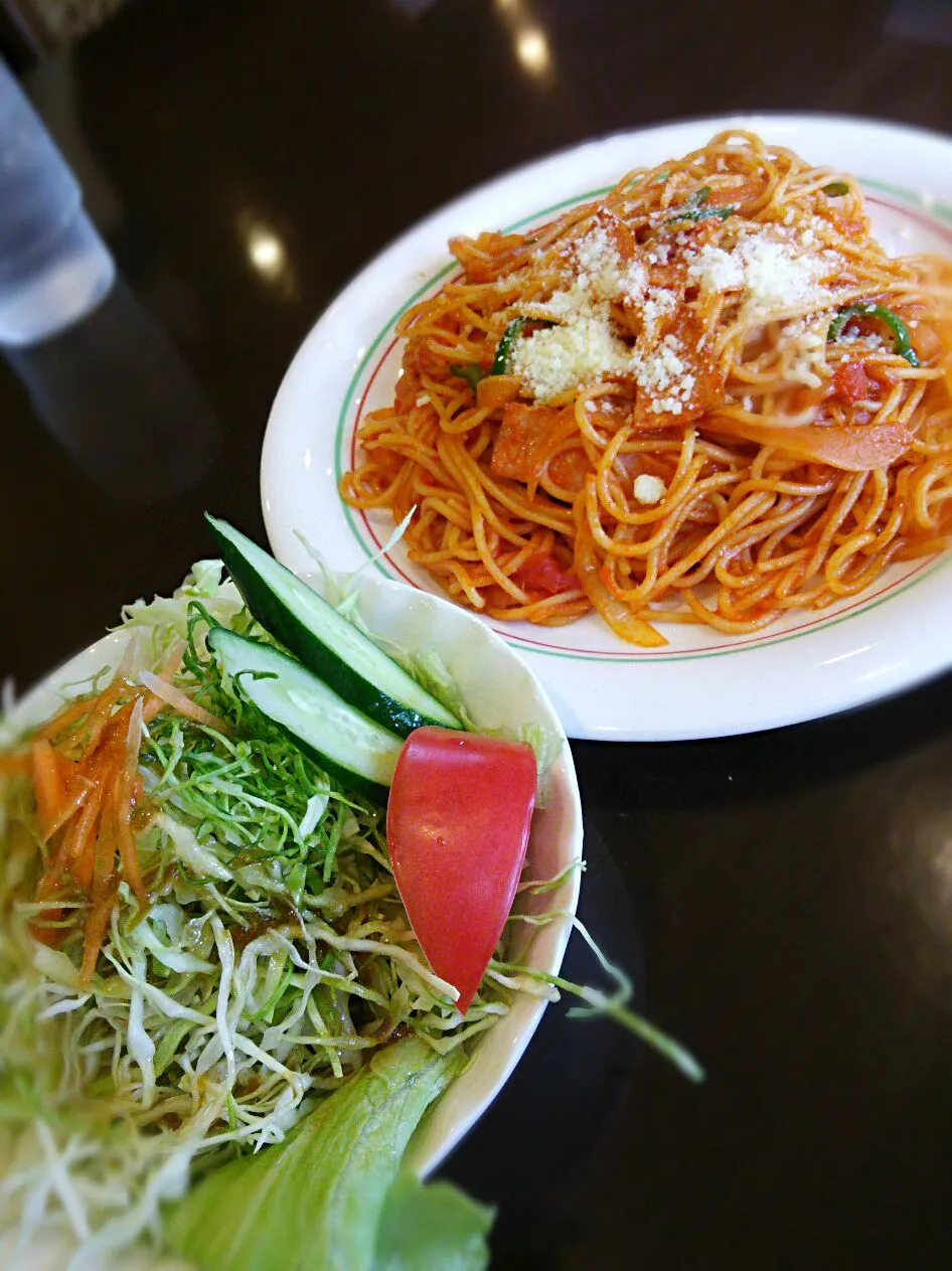 ナポリタンセット…salad&coffee～☆
聖マリア病院外にあるカフェ|☆Yumi☆さん