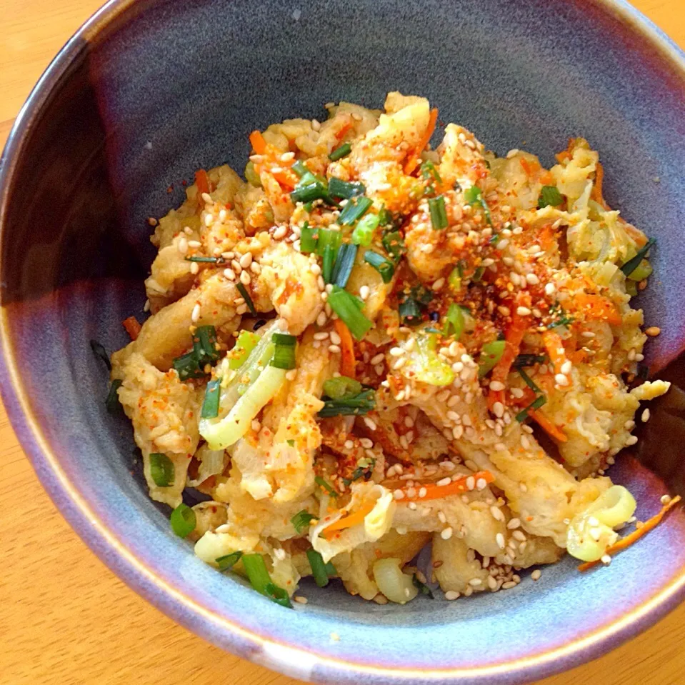 Snapdishの料理写真:揚げちゃんぷふー丼|カウンター嬢さん