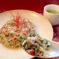 Fried rice w/five ingredients&vermicelli soup👋五目炒飯と春雨ｽｰﾌﾟ