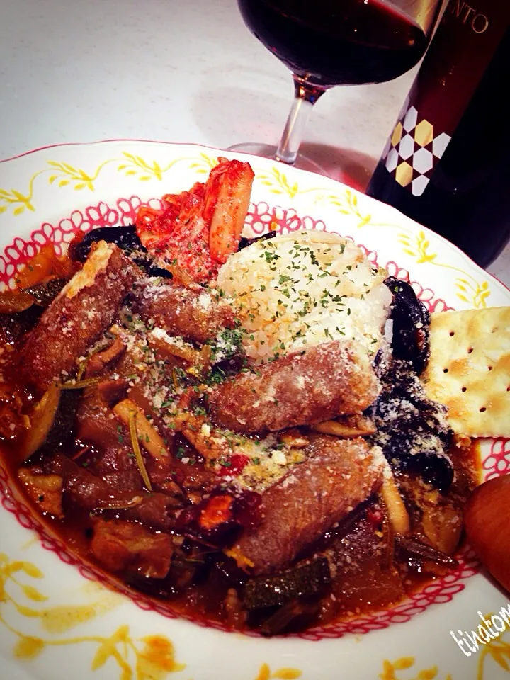 今夜は早い夕ご飯！カレー！こんにゃくの竜田揚げ、入り！あれ、クラッカーまでも( ´ ▽ ` )ﾉ|Tina Tomoko😋さん