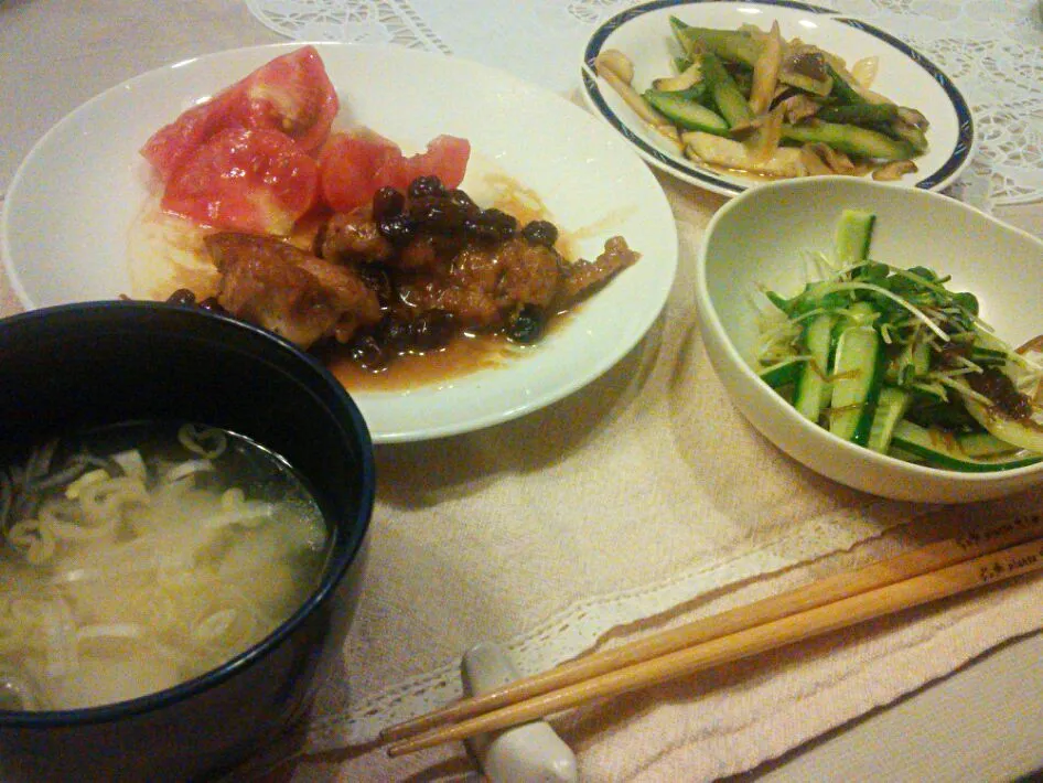 鶏肉とレーズンの赤ワイン煮定食|ぱせりさん