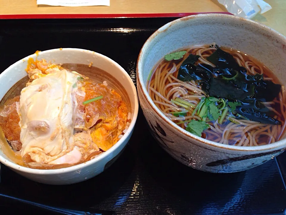 そばとミニカツ丼セット|純さん