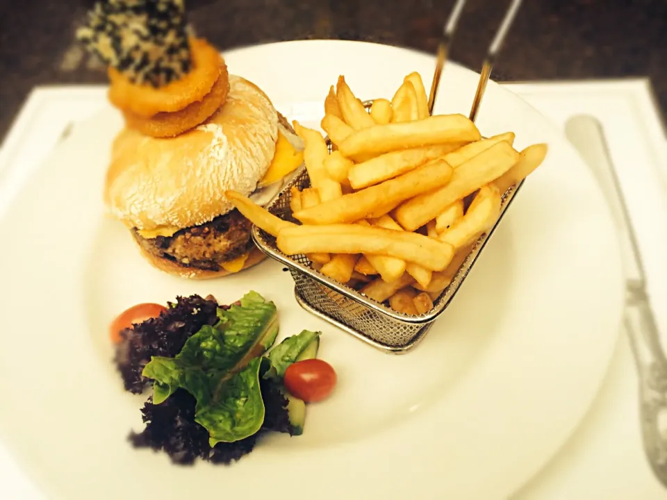 My Sins vegetarian Mushroom Burger|Sergio Lacuevaさん