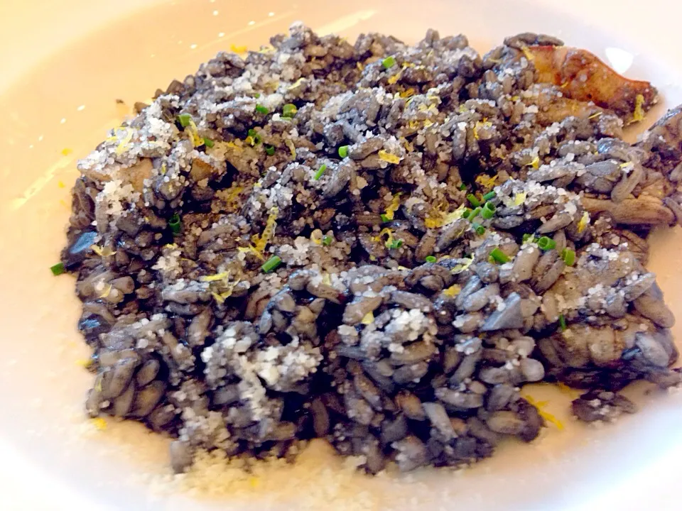 Squid ink risotto|sgさん