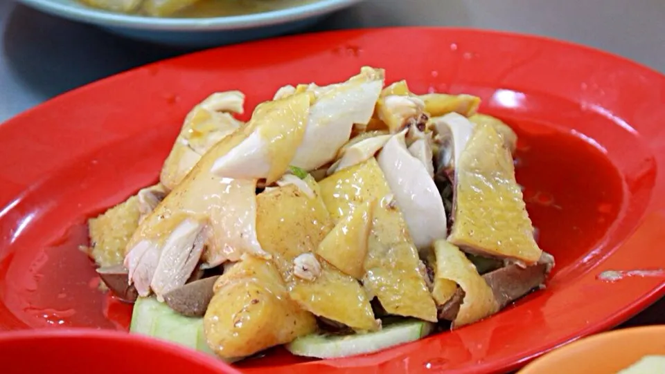 Steam Chicken for Hainanese Chicken Rice|Jessieさん