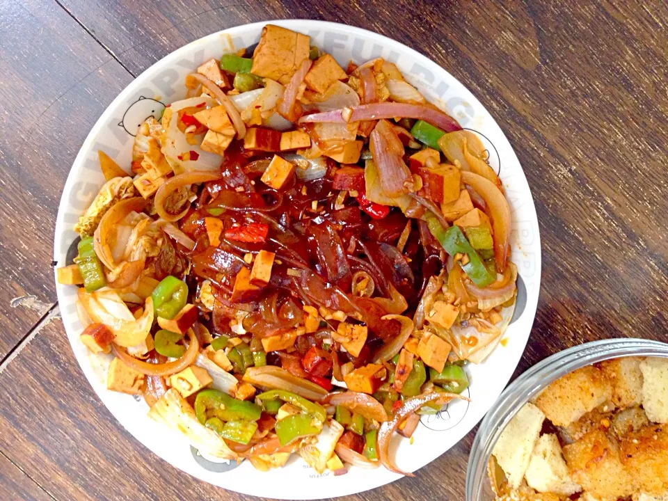 Sweet Spicy Rice Vermicelli fried with veggies|Stella Marciusさん