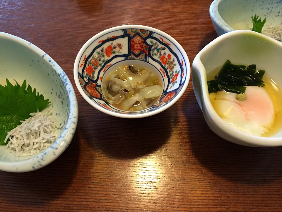 Whitebait, tako in wasabi and onsen egg|Ong Sor Fernさん