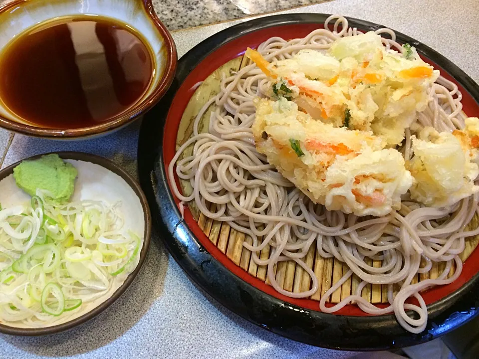 Snapdishの料理写真:Cold soba at my fav soba stall in shinjuku|Ong Sor Fernさん