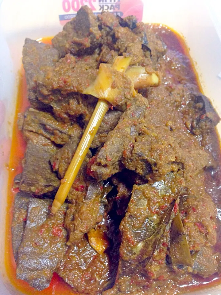 Snapdishの料理写真:Rendang hati sapi|reviliaさん