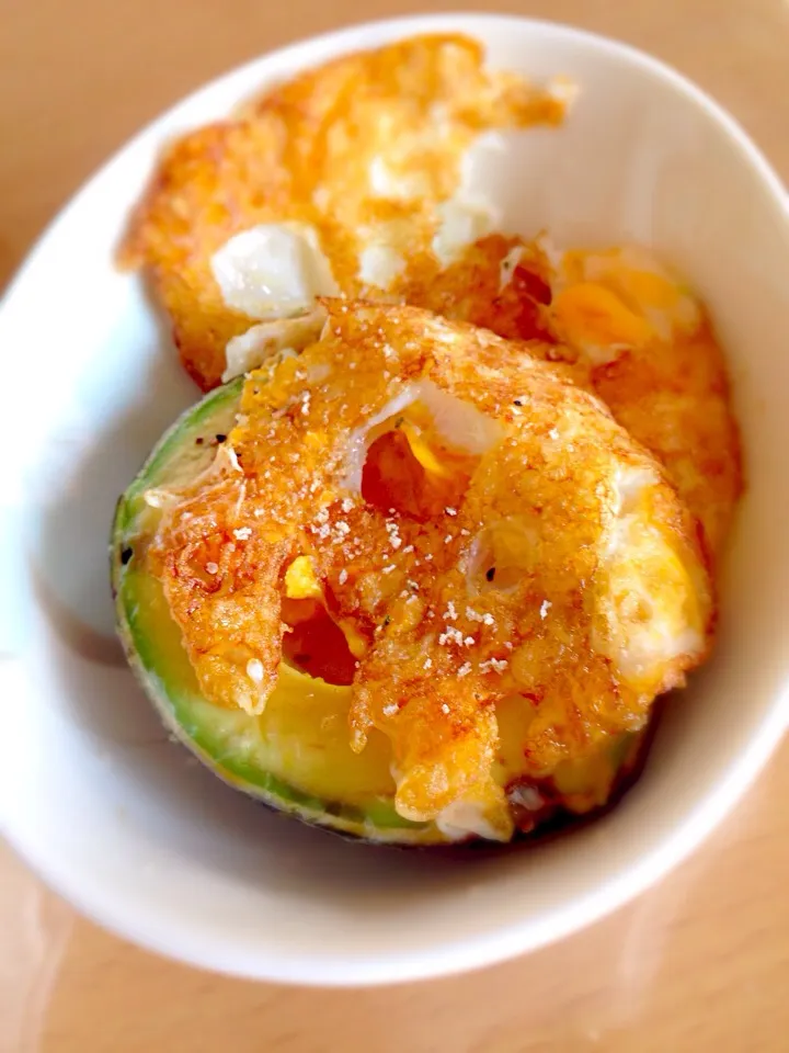 namastelotus michakoさんの料理 Fried egg in avocado|かわちさん