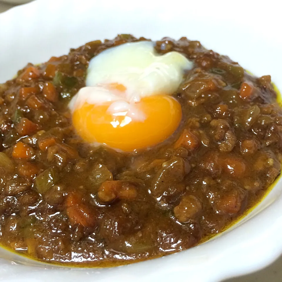 キーマカレー温玉載せw|ケンチョムさん