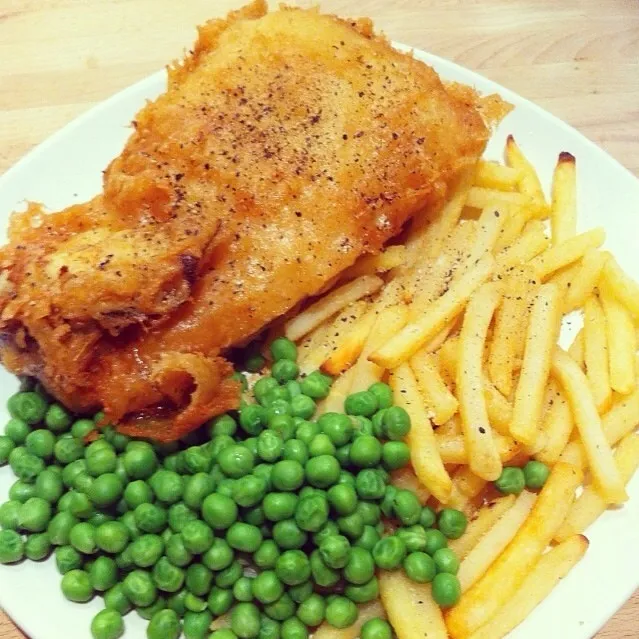 Homemade beer batter fish and chips|Carol Liさん