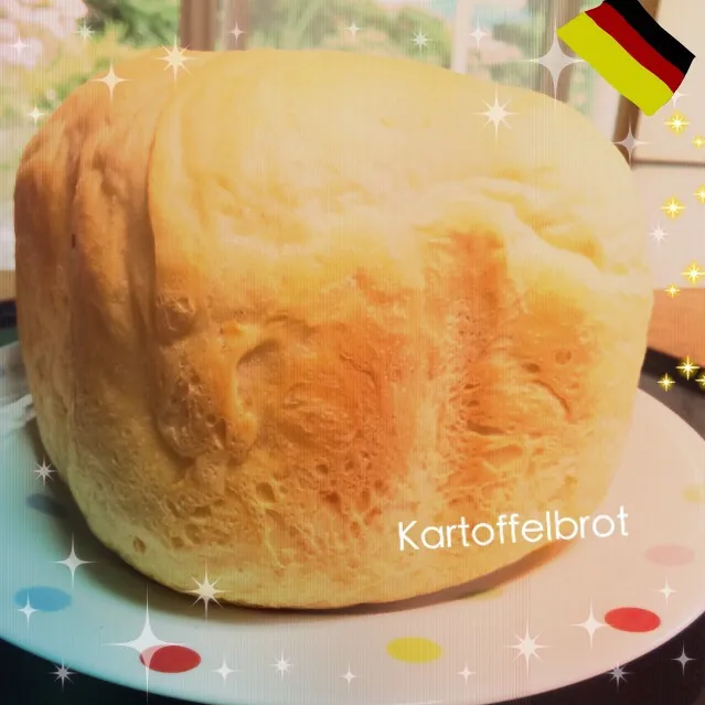 Snapdishの料理写真:Kartoffelbrot   じゃがいもパン〜生地に練りこんでHBでドイツ風|cocoaさん