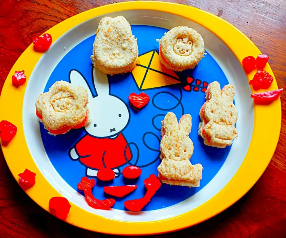 Bento attempt nr.3 - Bunny Breakfast|Biscuite Queenさん