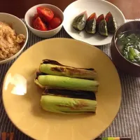 Snapdishの料理写真:Dinner with grilled young corns|Masayo Nさん