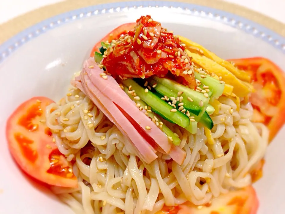 今日は簡単に冷麺〜❗️😆|みほままこさん