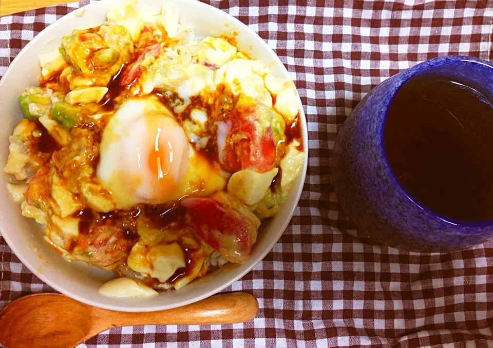 ツナとトマトとアボカドの丼わさび醤油かけ！|kmさん