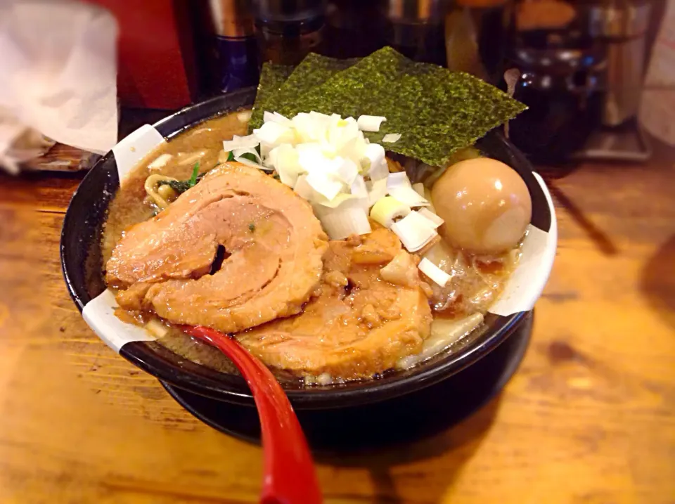 Snapdishの料理写真:ラーメン凪 渋谷店 1020円🍜😋|アライさんさん