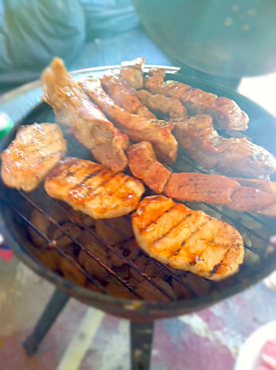 Pork spare ribs and chops|robb revereさん