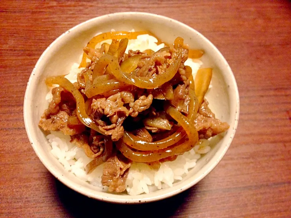 Snapdishの料理写真:牛肉蒟蒻牛蒡煮込み|炊かれたいオトコ おこん 小栁津さん