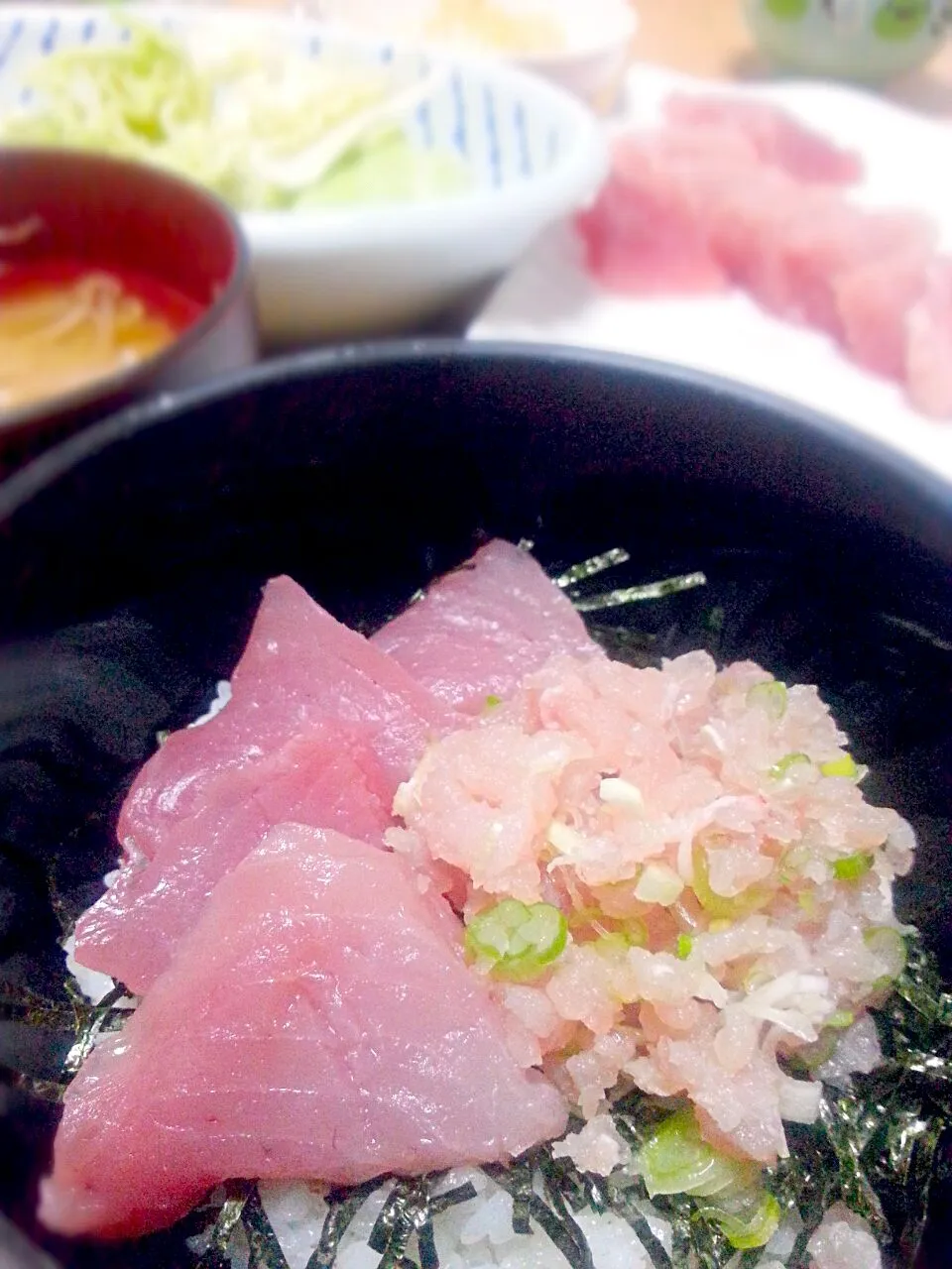 ねぎとろ鉄火丼|まいこさん