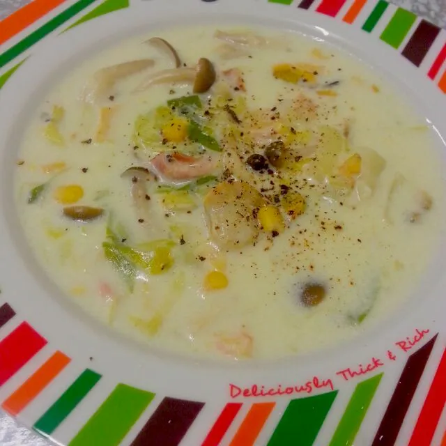 seafoods clam chowder|korinoさん