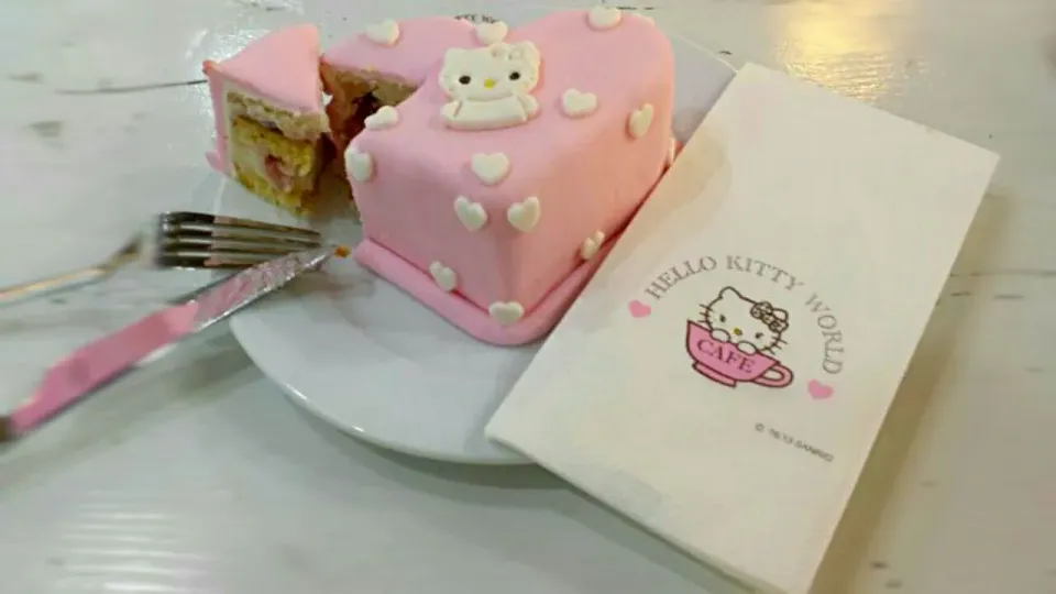 Hello Kitty cake ♡|mimiさん