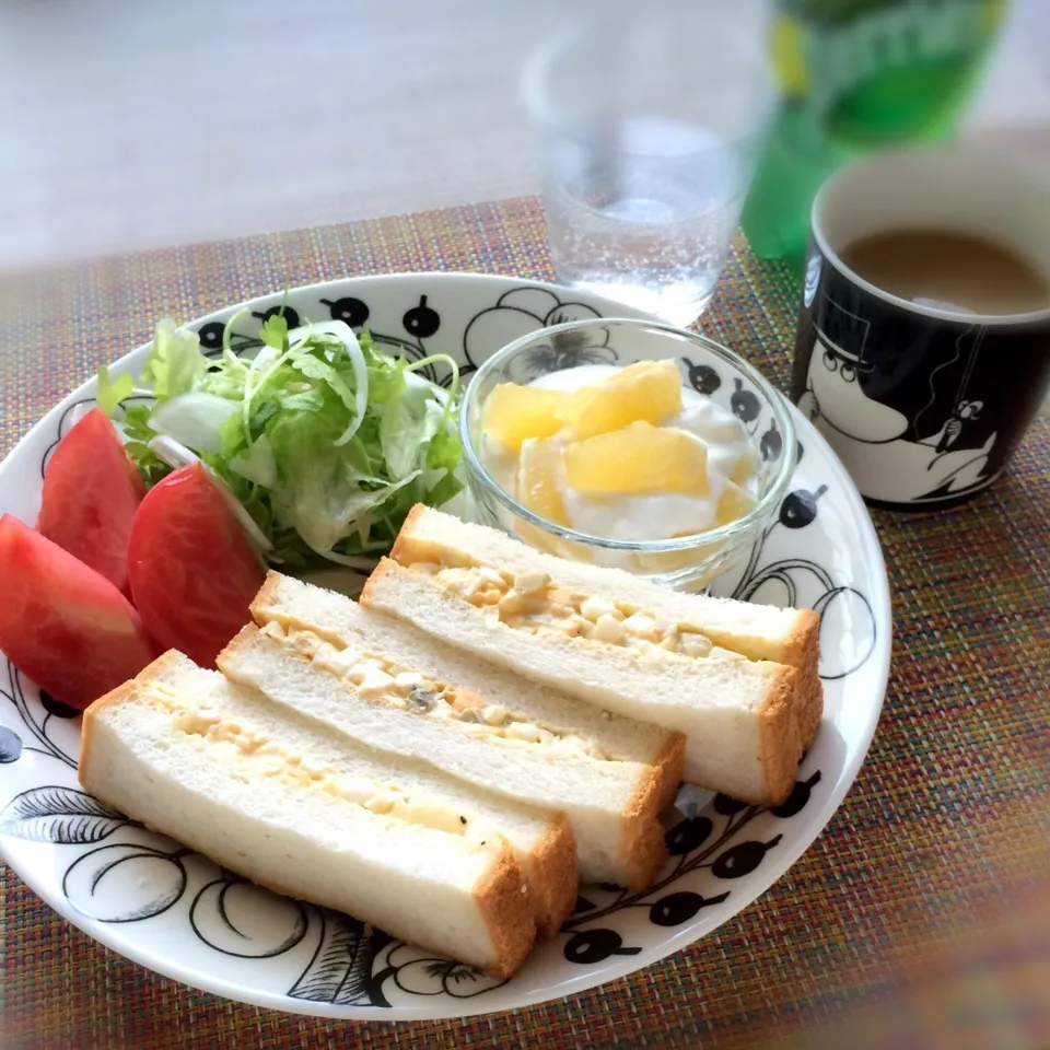 Snapdishの料理写真:たまごサンド|ぺんぎんさん