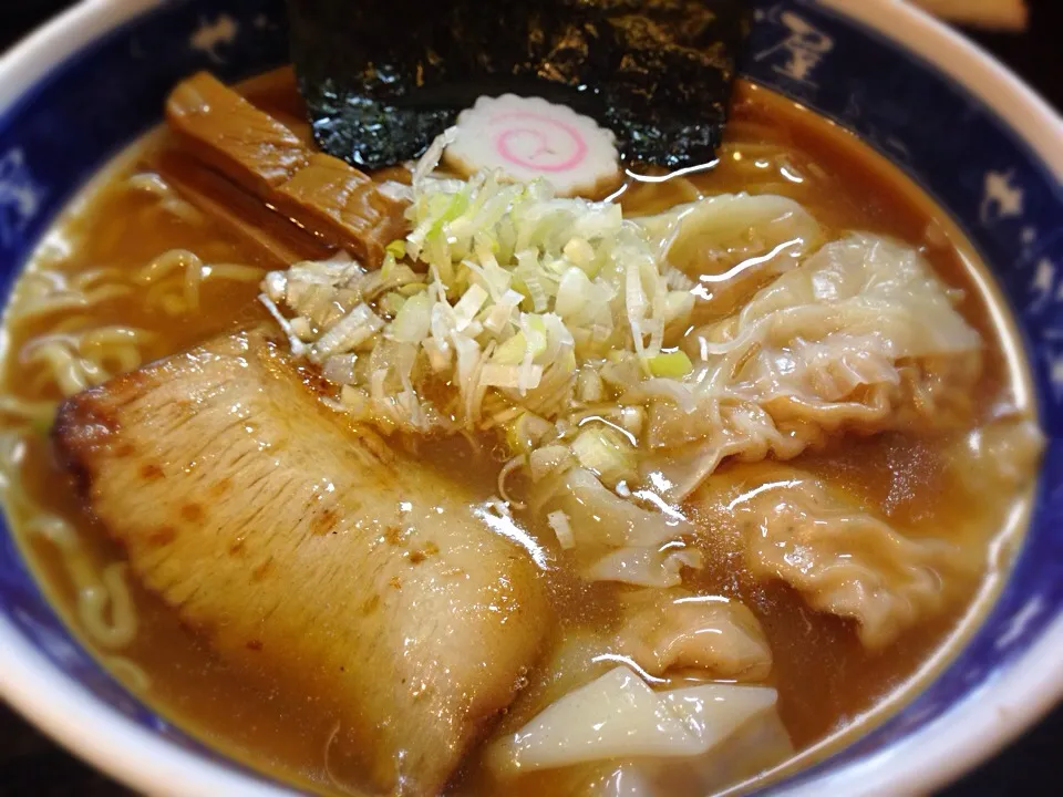 Snapdishの料理写真:わんたん麺@せたが屋・駒沢本店|らーめん好き！さん