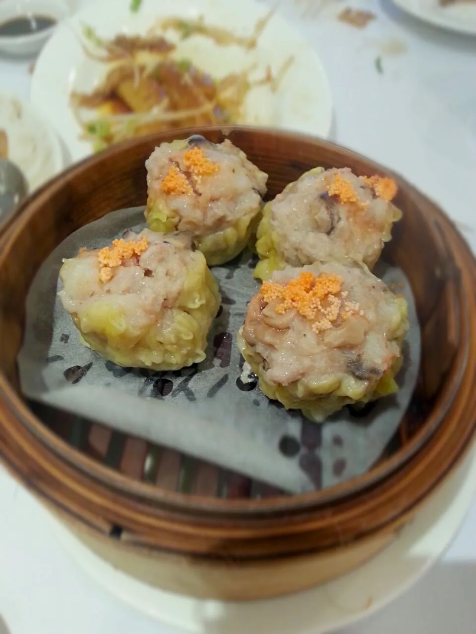 DimSum Siu Mai ! Shrimp and pork dumpling pocket with fish roe|Miyuさん