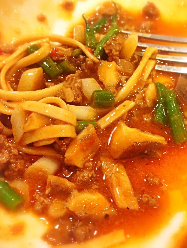 Spicy udon, green beans and minced beef|Peter Simonさん