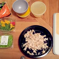 Paleo Chicken and Veggie Wrap in the making|Lisa Maríaさん