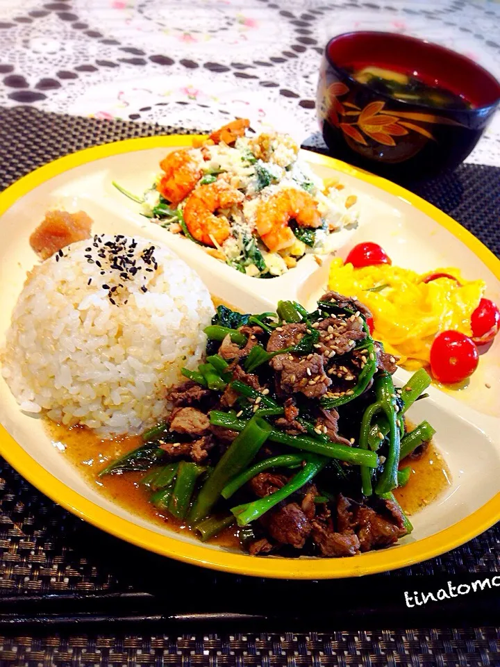 空芯菜と牛肉のXOジャン炒め朝ごはんプレイト！|Tina Tomoko😋さん