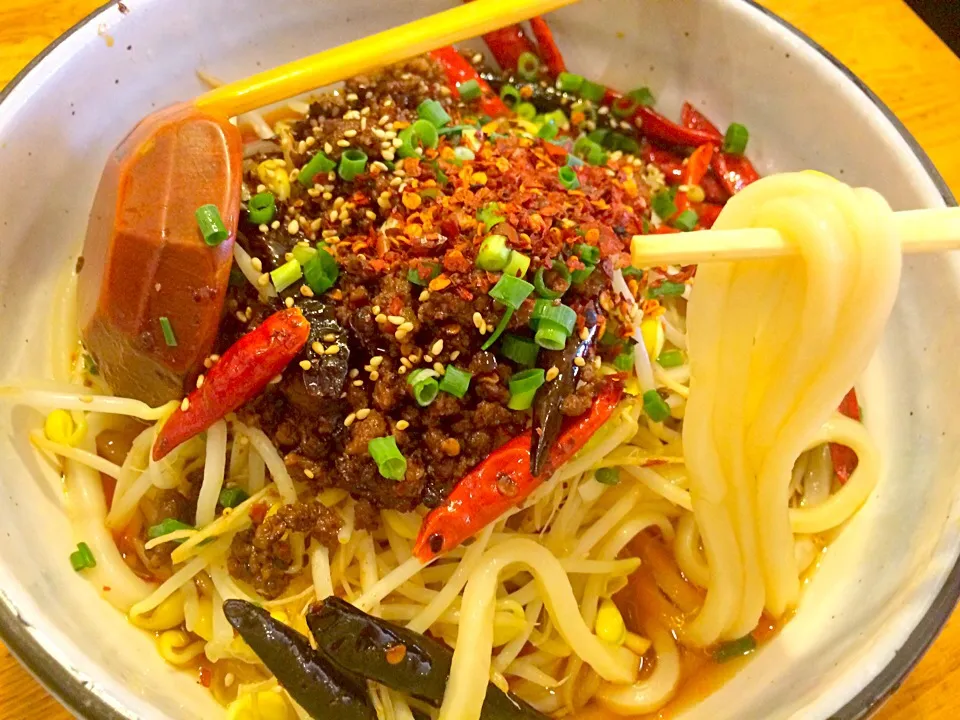 冷たく辛い四川痲辣醤麺@池袋・硯屋(すずりや)|juneshunさん