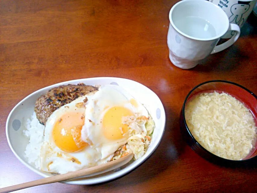 ロコモコ丼|まみこさん