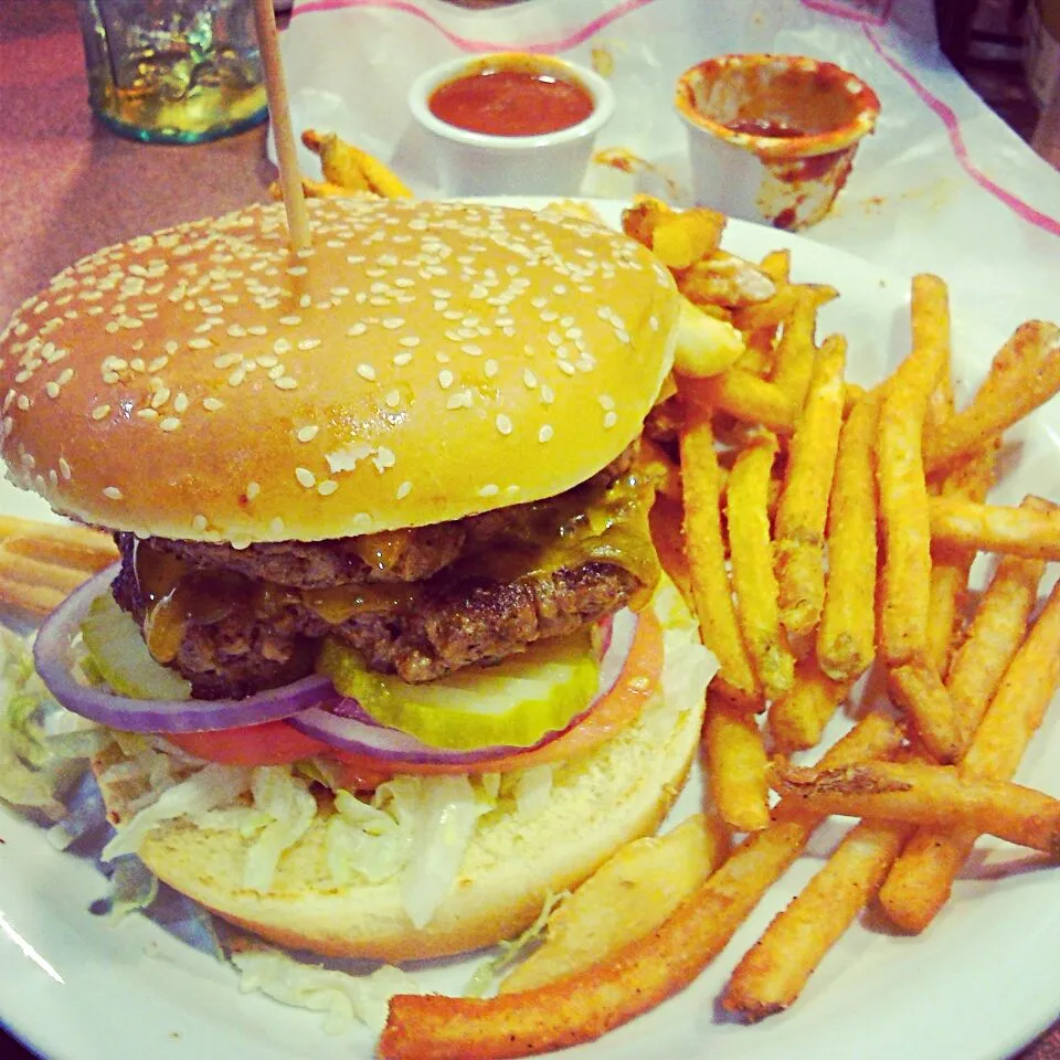 Denny's Burger|Jamie Sandersonさん