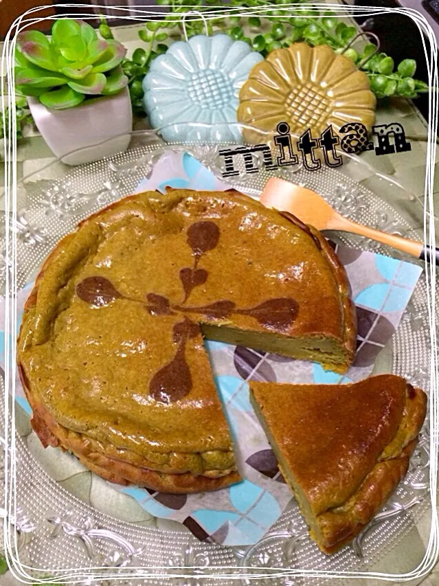 ともさんの料理 ワンボウルで☆水切り不要ヨーグルトとHMで簡単抹茶のベークドチーズケーキ～|みったんさん