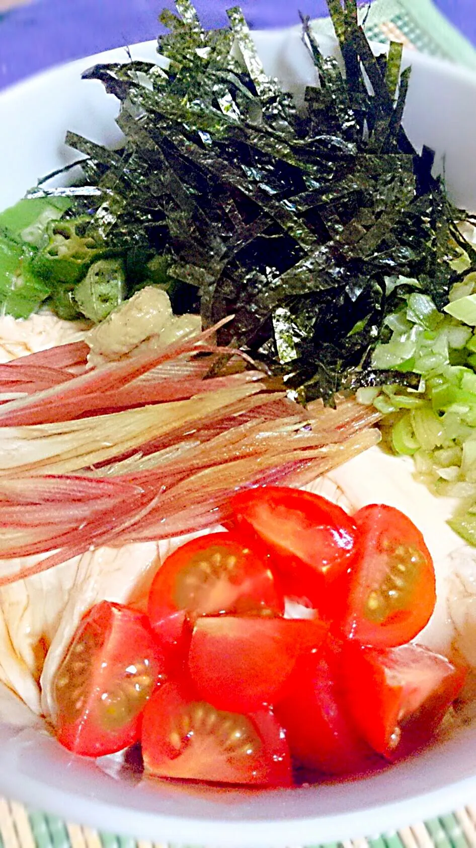 のせるだけなのにチョ－絶品！夏野菜の生ゆばドンブリ。|かげさんキッチンさん