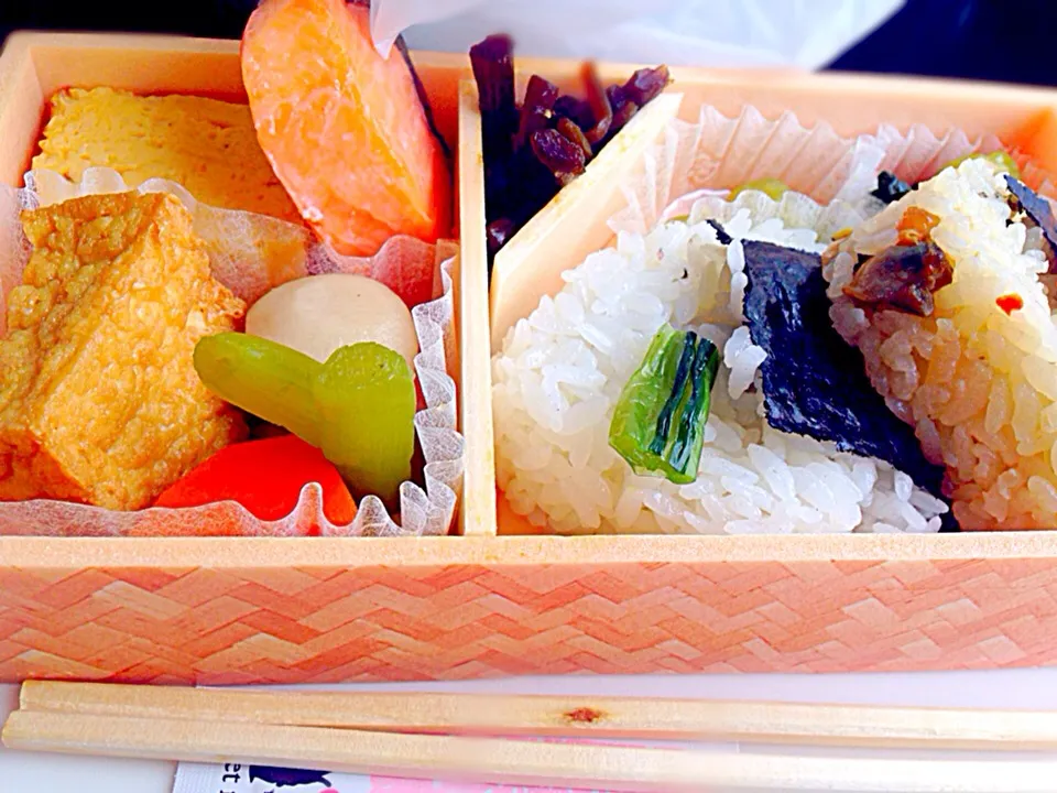 Bento ku ,,mana bento mu??|reviliaさん