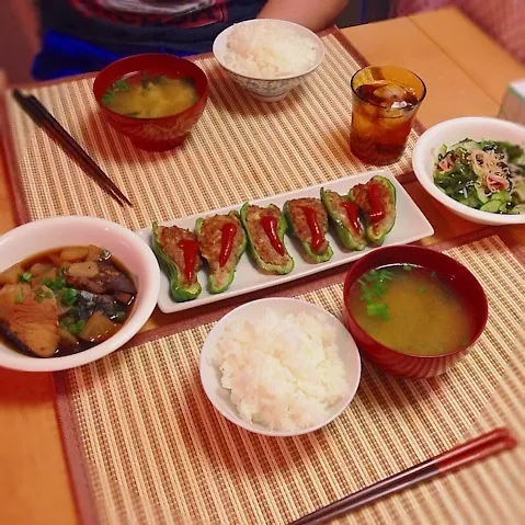 ピーマンの肉詰め、ブリ大根、酢の物|はるさん