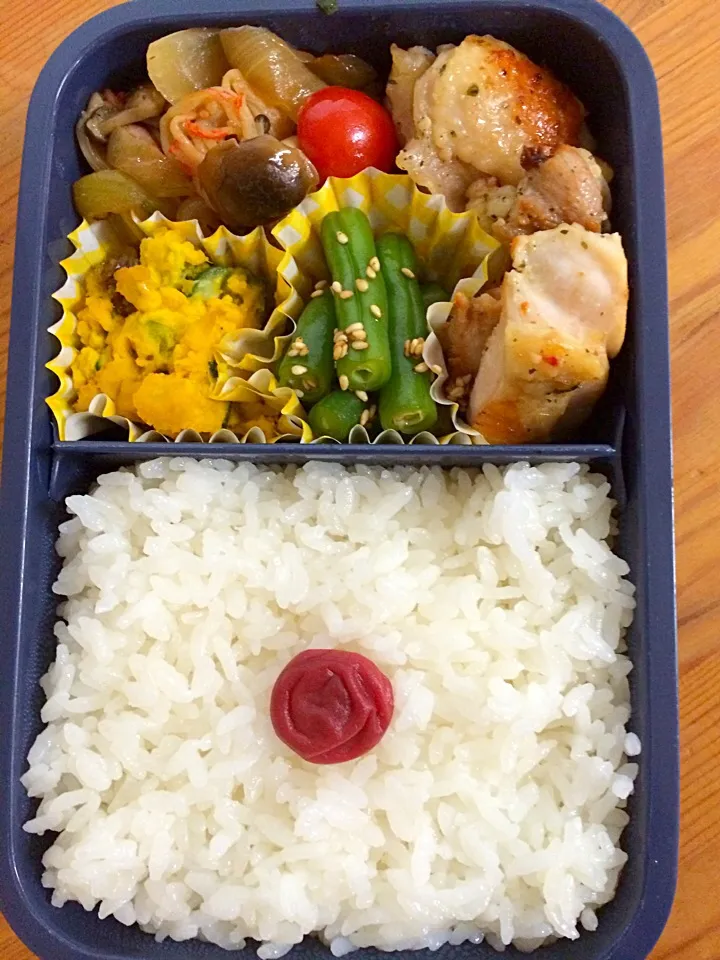 テスト明け、今日から学生会活動ガンバレ弁当|クッキーさん