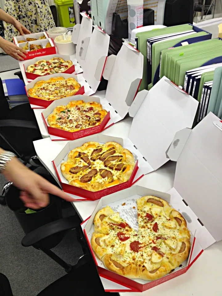 職場にてピザパーティー🍕✨|K.Sさん