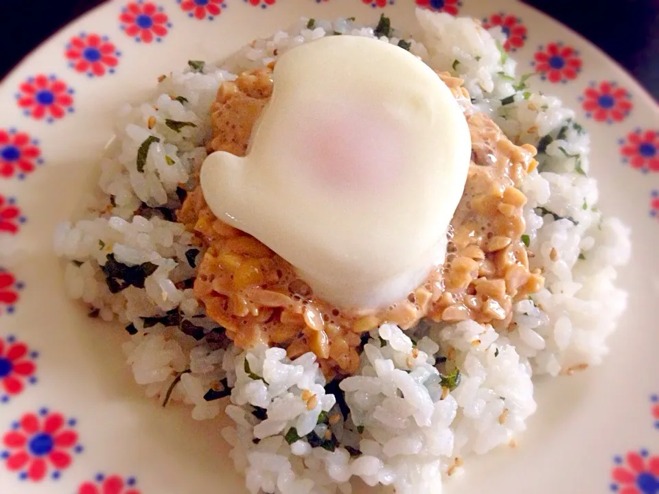 納豆のっけシソゴマご飯♪|ダテカフェ。さん