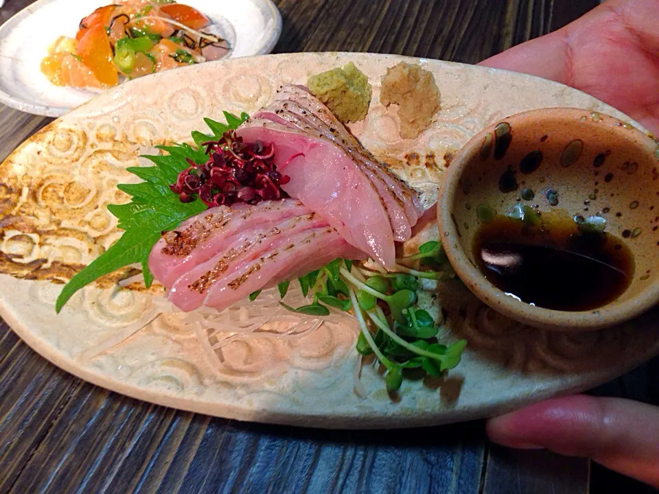 Snapdishの料理写真:こらやりました、のどぐろ刺身|Shinpei Yamaokaさん