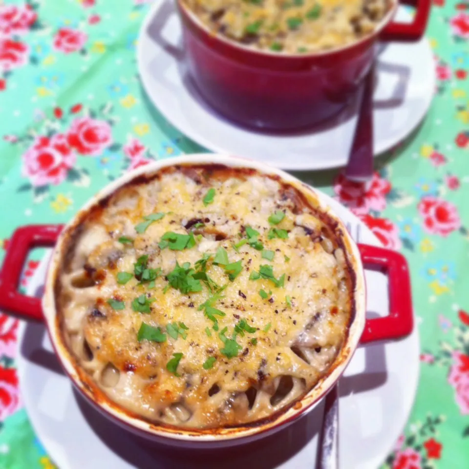 Rigatoni pasta bake with wild mushroom white sauce|Carol Liさん