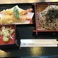 Snapdishの料理写真:海老天せいろ蕎麦|Nobuko Mitaさん