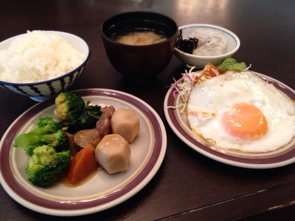 宿ぐらしの朝ごはん|ぽんたさん