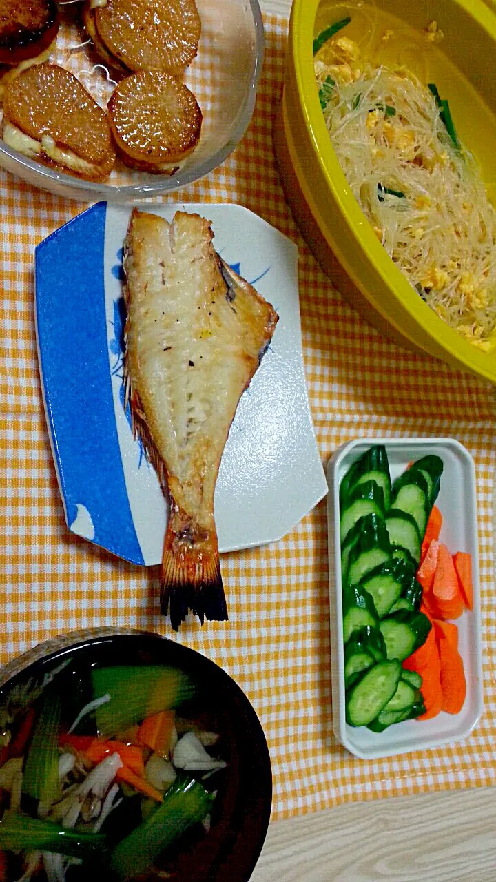 Snapdishの料理写真:赤魚の塩焼き|ぽぽんたさん